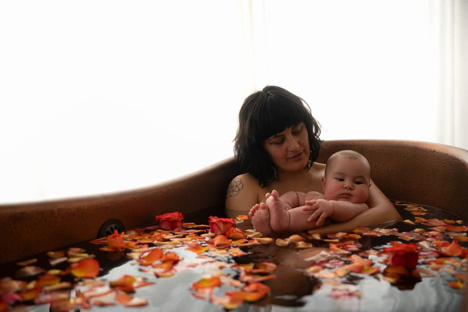 Mother Love - Pregnancy & Postpartum Gift Box