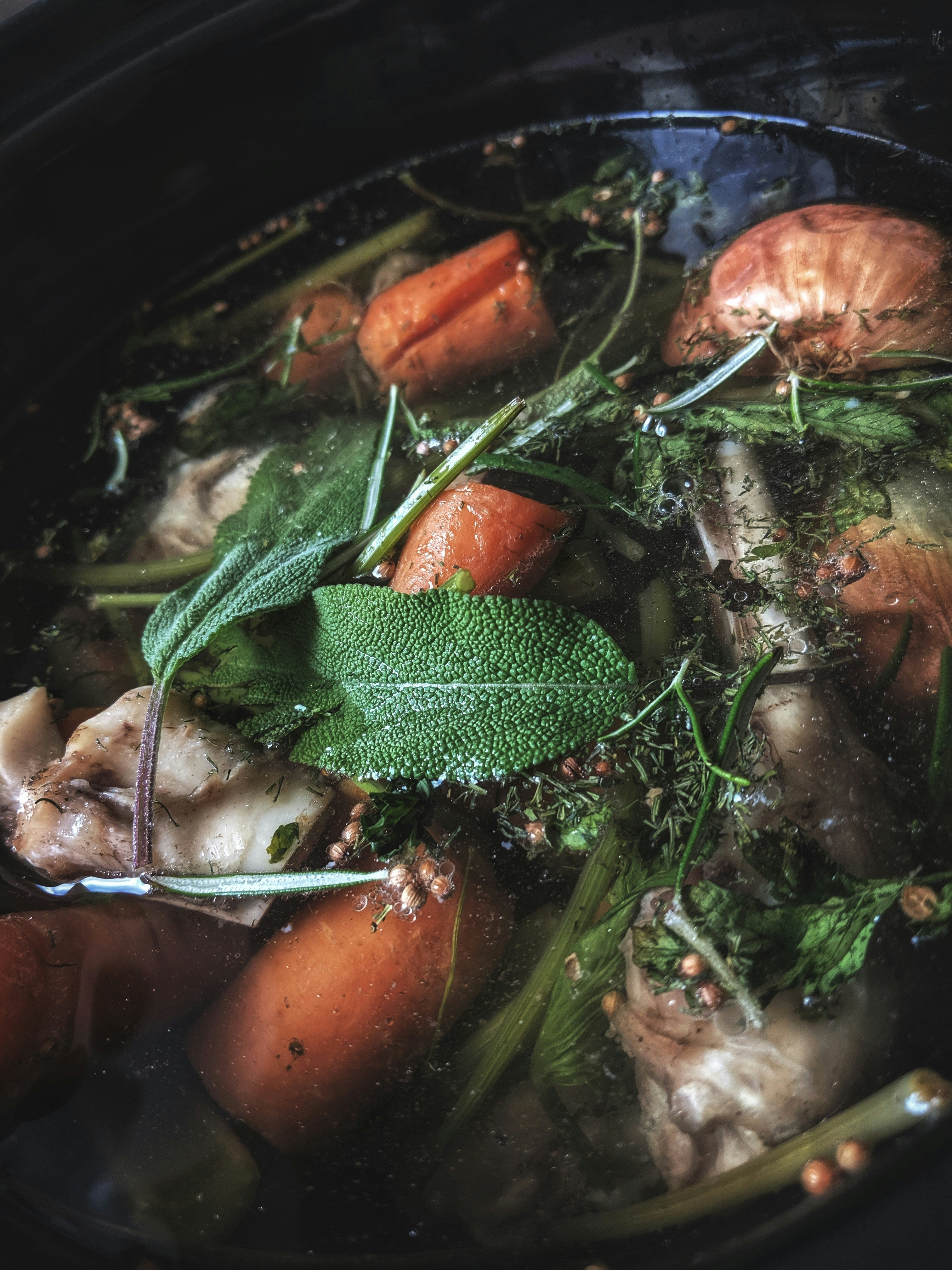 Bone Broth for Postpartum Recovery: Benefits and How to Use It